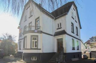 Wohnung kaufen in Locher Straße 30, 42719 Solingen, Lichtdurchflutete 3-Zi-Altbauwohnung mit Terrasse – Stilvolles Wohnen in Solingen-Wald
