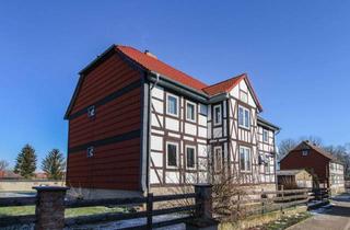 Haus kaufen in Bergstraße, 39393 Hötensleben, Charmantes Zweifamilienhaus mit vielseitigem Nutzungspotenzial in Hötensleben/ OT Wackersleben