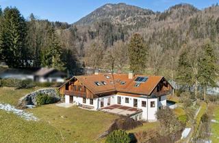 Villa kaufen in Tatzelwurmstraße 29, 83080 Oberaudorf, Luxuriöse Villa im Alpenstil mit großem, repräsentativem Anwesen in Top-Lage