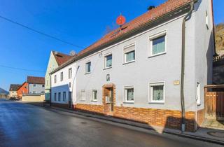 Haus kaufen in Altach 14, 92277 Hohenburg, ⁠Attraktives Renovierungsprojekt: Gepflegtes Haus mit Scheune und viel Potenzial“