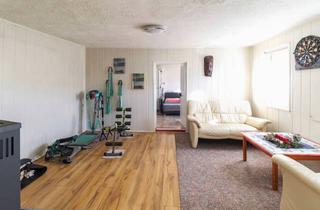 Haus kaufen in Schulstraße, 07955 Auma-Weidatal, Sonnenbaden: Schönes EFH mit Garten und Garage in ruhiger Ortslage