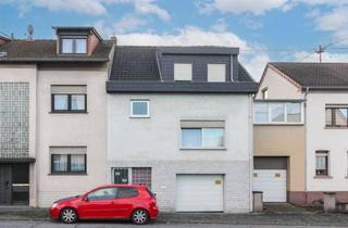 Einfamilienhaus kaufen in Provinzialstraße 114, 66787 Wadgassen, Vermietetes Einfamilienhaus mit Garten und Garage zur Eigennutzung oder Kapitalanlage