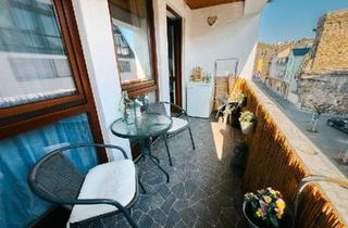 Haus kaufen in 56112 Lahnstein, Lahnstein - Wohnen in Rhein-Nähe: Großzügige 4-Zimmer-Wohnung mit Balkon