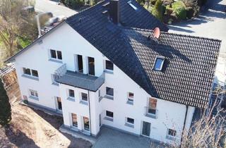Mehrfamilienhaus kaufen in 91325 Adelsdorf, Saniertes Mehrfamilienhaus mit fünf Einheiten in ruhiger Wohnlage!