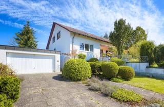 Einfamilienhaus kaufen in 93128 Regenstauf, Großzügiges, freistehendes Einfamilienhaus auf über 1.048 m² Grundstück in ruhiger Lage