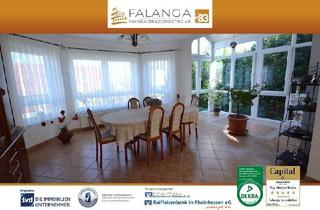 Einfamilienhaus kaufen in 55270 Essenheim, Essenheim - Falanga Immobilien - RAUMWUNDER! Charmantes & gemütliches EFH mit reichlich Platz und Fernblick in Essenheim