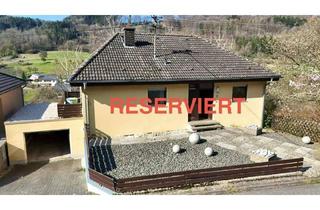 Haus kaufen in 54668 Prümzurlay, Prümzurlay - Charmanter Bungalow mit herrlicher Aussicht - Nähe Lux.