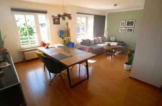 Wohnung kaufen in 76137 Südweststadt, Großzügig und hell im Herzen der Südweststadt!