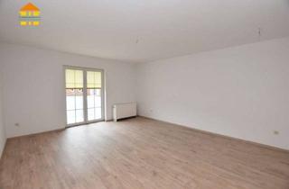 Wohnung mieten in Gräfenbrücker Straße 1E, 07570 Weida, Renovierte 2-Zi.-Wohnung mit Balkon, Tageslichtbad und Stellplatz gesucht?