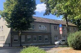 Wohnung mieten in Rossheidestr. 168, 45968 Gladbeck, Perfekt für Singles: gemütliche 1,5 Raum Wohnung mit Einbauküche