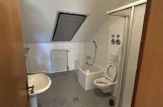 Wohnung mieten in Innstraße 88b, 94036 Passau, Stilvolle, modernisierte 3-Raum-DG-Wohnung mit Balkon und Einbauküche in Passau