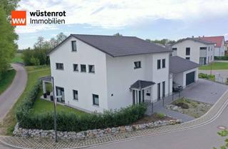 Haus kaufen in 94356 Kirchroth, Energieeffizient & modern Wohnen! Neuwertiges EFH mit Doppelgarage und schönen Garten in Kirchroth