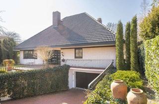 Villa kaufen in 25436 Moorrege, Ein besonderes Zuhause finden – herrschaftliche Villa aufparkähnlichem Grundstück