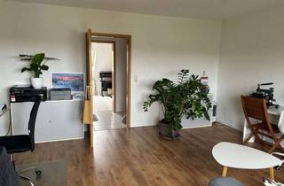 Wohnung kaufen in 34613 Schwalmstadt, Helle 2-Zimmer-Dachgeschosswohnung mit Balkon, Keller und Stellplatz – komplett renoviert!