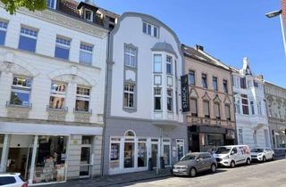 Wohnung mieten in Paffrather Straße 13, 51465 Bergisch Gladbach, Helle Altbauwohnung mit Dachterrasse und Blick über Bergisch Gladbach