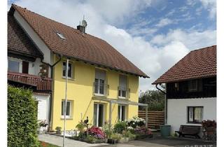 Doppelhaushälfte kaufen in 82256 Fürstenfeldbruck, Großzügige, energieeffiziente Haushälfte in Puch mit kleinem, pflegeleichtem Grundstück