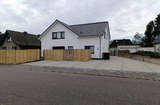 Wohnung kaufen in 24626 Groß Kummerfeld, Groß Kummerfeld - 3 Zimmer Eigentumswohnung +Terrasse + Garten + Stellplatz