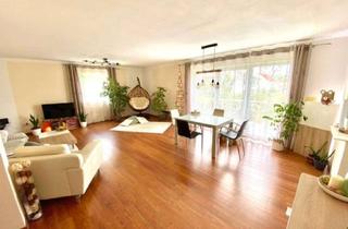Wohnung kaufen in 85107 Baar-Ebenhausen, Lichtdurchflutete Eigentumswohnung (135qm) im 1 OG in 2-Fam.Haus, 2 PKW-Stellplätzen zu verkaufen