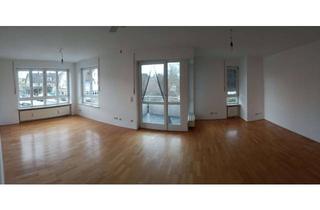 Wohnung kaufen in Eichenstr. 34, 82223 Eichenau, Helle 3-Zimmer-Wohnung, frei, von privat