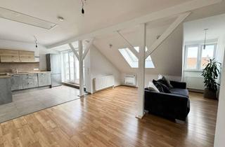 Wohnung mieten in Bellenstraße 37, 68163 Lindenhof, Lindenhof: Schöne 3-Zi.-DG-Wohnung – Balkon, EBK, Klimaanlage