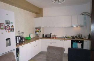 Wohnung mieten in Bergstraße, 96170 Priesendorf, Erstbezug nach Sanierung und Einbauküche: Schöne 3-Raum-Wohnung mit lux. Innenausstattung