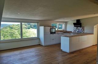 Wohnung mieten in Breslauer Straße 42, 79539 Lörrach, 2-Raum-Dachgeschosswohnung mit Einbauküche in Lörrach