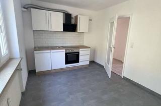 Wohnung mieten in 97421 Schweinfurt, Schöne, renovierte 2-Zimmer-Wohnung mit Balkon und EBK in Schweinfurt