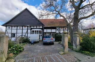 Haus kaufen in Selrain, 31188 Holle, Holle-Heersum: Hof mit Wohnhaus, Scheune und großem Grundstück