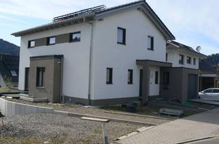 Einfamilienhaus kaufen in 79261 Gutach, Einfamilienhaus mit gehobener Innenausstattung in Gutach Gutach im Breisgau