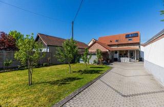 Einfamilienhaus kaufen in 67577 Alsheim, Mehrgenerationenwohnen leicht gemacht – 2 moderne Einfamilienhäuser plus Gewerbefläche!