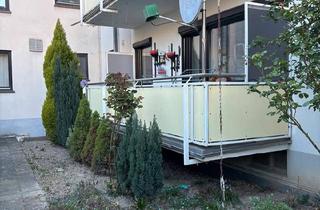 Wohnung kaufen in 47805 Krefeld, Krefeld - Drei Zimmer Wohnung Verkauf Krefeld