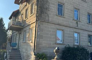 Bauernhaus kaufen in 96138 Burgebrach, Burgebrach - Ehemaliges Bauernhofgelände mit 2 Extra Wiesen (3 Seiten)