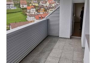 Wohnung mieten in Breiteneckweg, 78148 Gütenbach, Schöne 3 Zimmer Wohnung im 2.OG mit EBK, Balkon in 78148 Gütenbach, WM: PAUSCHAL 745€