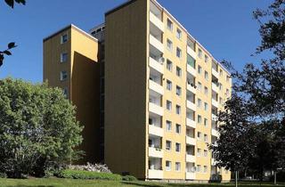 Wohnung mieten in Schulenburgallee 44, 38448 Wolfsburg, Mit dem Aufzug zur Wohnung // 7.OG Wohnung 3 - Mindestalter 50 Jahre