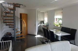 Wohnung mieten in Hölderlinstr. 12, 75365 Calw, Exklusive 3 Zi.Maisonetten-Whg.Bj.´92 mit EBK,Balkon sowie TG-Platz und Stellplatz in Stammheim
