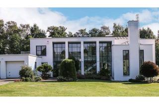 Villa kaufen in 32429 Minden, Exklusive Bauhausvilla in zeitloser Eleganz