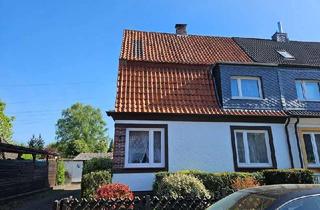 Doppelhaushälfte kaufen in 28779 Lüssum-Bockhorn, Sanierungsbedürftige Doppelhaushälfte mit viel Platz und großem Garten sucht neue Eigentümer