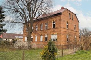 Mehrfamilienhaus kaufen in Sackwitz, 06905 Meuro, Mehrfamilienhaus mit 3 WE - teilsaniert
