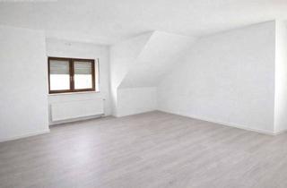 Wohnung kaufen in 77855 Achern, 2-Zimmer-Dachgeschoss-Wohnung mit Balkon und Tiefgaragenstellplatz in ruhiger Lage von Achern zu ver