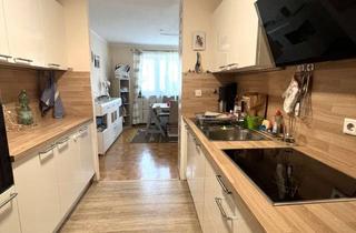 Wohnung kaufen in 85778 Haimhausen, Lichtdurchflutete, schöne 3,5 Zi. Wohnung mit Süd-Balkon, Markise, mod. Einbauküche und Keller