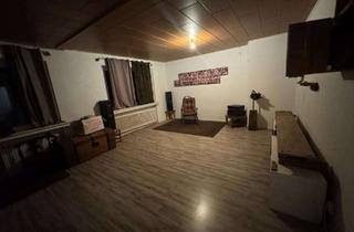Wohnung mieten in Hohesfeld, 29465 Schnega, Preiswerte 4-Raum-Wohnung mit Balkon und Einbauküche in Schnega