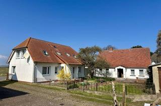 Haus kaufen in 18586 Thiessow, Ferienensemble mit hohem Entwicklungspotenzial in Strandnähe