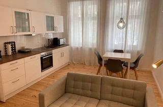 Immobilie mieten in Rheingaustraße 19, 12161 Berlin, Umfassend modernisierte 3-Zimmer Altbau-Wohnung mit Balkon