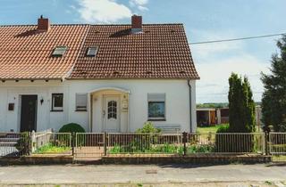 Doppelhaushälfte kaufen in Poitendorfer Weg, 19376 Tessenow, Günstige 3-Zimmer-Doppelhaushälfte mit Garten und Garage in Zachow