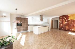 Loft kaufen in Elsässer Straße, 86157 Pfersee, Exklusive, sanierte 4-Zimmer-Loft-Wohnung mit gehobener Innenausstattung mit Einbauküche in Augsburg