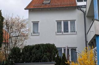 Wohnung kaufen in Schillerstraße 40, 71101 Schönaich, Stilvolle, modernisierte 3-Zimmer-Wohnung mit gehobener Innenausstattung in Schönaich
