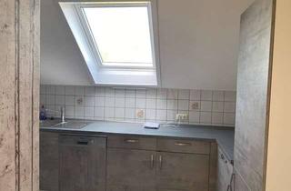 Wohnung mieten in Im Dunklen Born 10, 55286 Sulzheim, Schöne 3-Zi-DG-Whg. in Sulzheim
