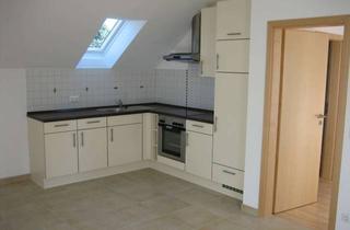 Wohnung mieten in 85459 Berglern, gepflegte 2-Zimmer-Dachgeschosswohnung mit EBK in Berglern