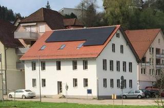Wohnung mieten in Untere Talstraße 29, 75385 Bad Teinach-Zavelstein, helle, großzügige und kernsanierte 4-Zimmer-Wohnung mit gehobener Ausstattung