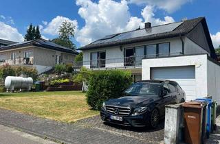Haus kaufen in 53560 Vettelschoß, Zweifamilienhaus mit Wintergarten, Balkon, Garten, Solar und Garage in Vettelschoß zu verkaufen!